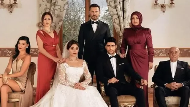 KIZILCIK ŞERBETİ 38. BÖLÜM SHOW TV CANLI! Kızılcık Şerbeti saat kaçta? Show TV yayın akışı