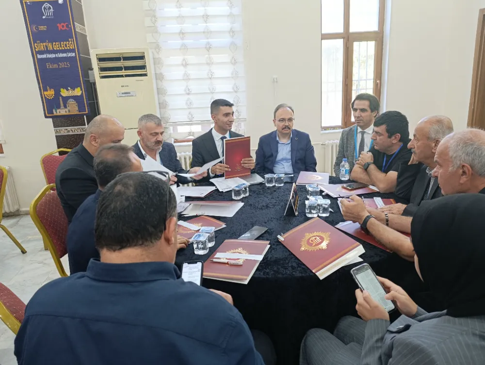 Çalıştayın 2. Oturumu, Vali Dr. Kemal Kızılkaya’nın Masaları Gezmesiyle Devam Ediyor