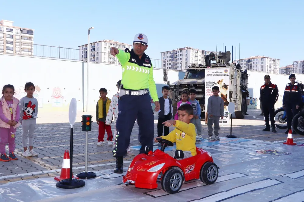 Öğrencilere tanıtım ve bilgilendirme etkinliği düzenledi