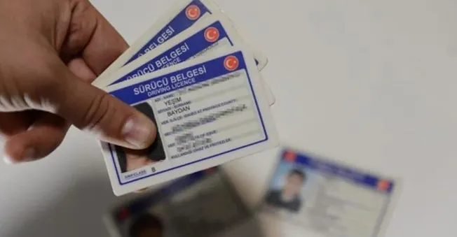 Eski Tip Ehliyetler İçin Son Uyarı: 31 Ekim 2025’e Kadar Yenilenmezse Geçersiz Olacak