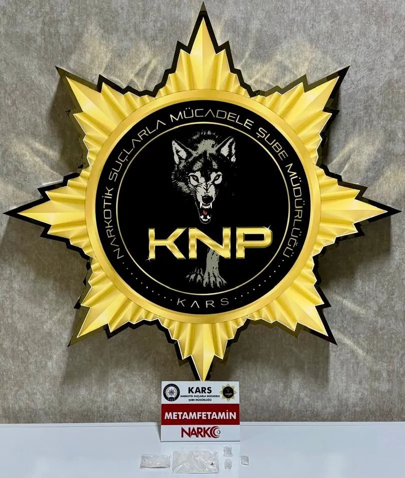 Kars’ta polisten uyuşturucu operasyonu 
