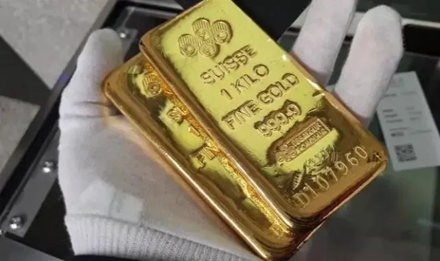 SİİRT’TE ALTIN PİYASASI HAFİF DÜŞÜŞTE