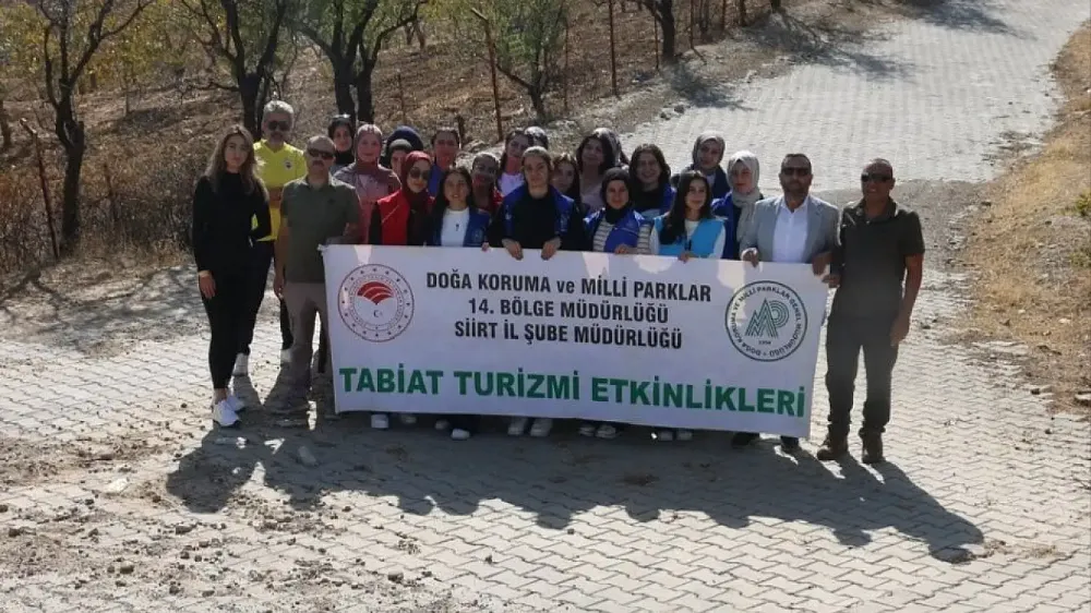 Siirt’te Hassa Hatun Kız Öğrenci Yurdu Öğrencilerinden Mor Yakup Manastırı’na Doğa Yürüyüşü