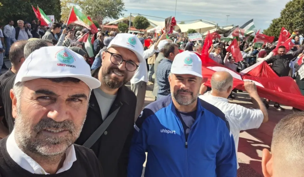 Yalova’da Gazze İçin Onurlu Duruş: Siirt Vakfı Yalova Meydanlarda