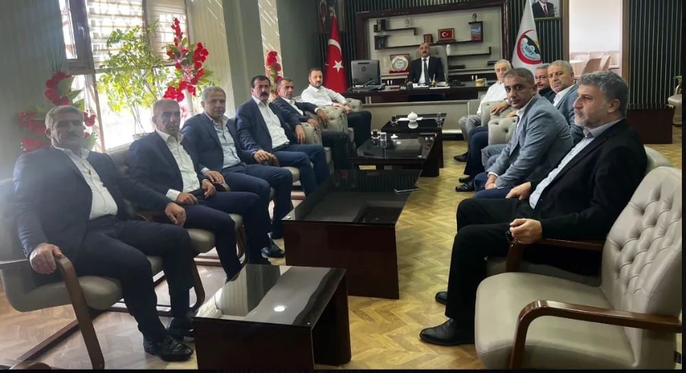 AK Parti Siirt İl Başkanı Av. Bahri Caner Özturan’dan İl Genel Meclisine Ziyaret