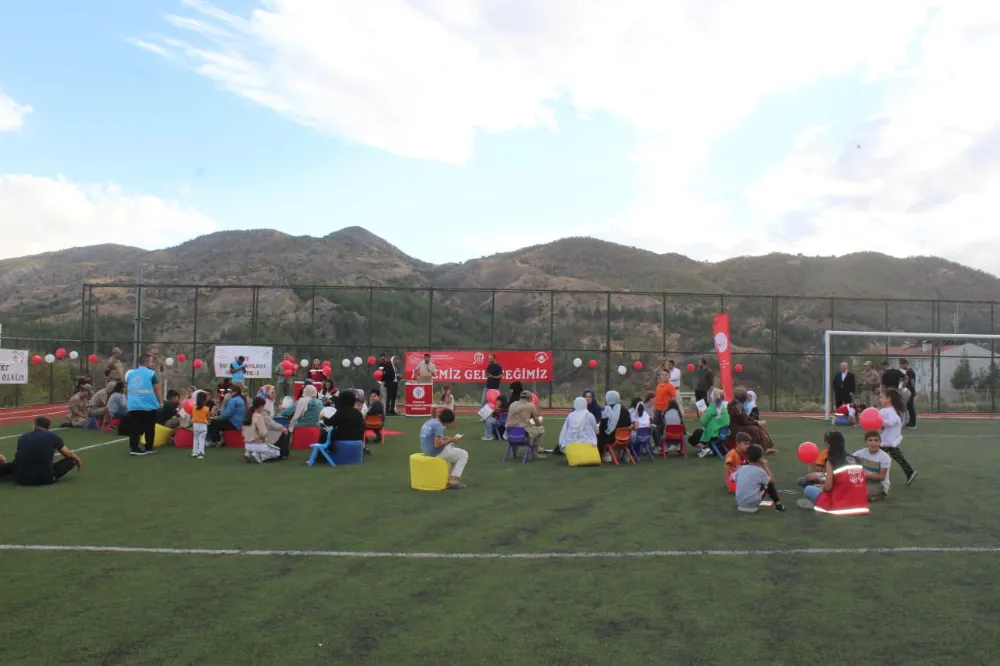 Baykan’da Kitaplarla Buluşan Aileler: “Okuyan Aile, Güçlü Gelecek” Etkinliği Yoğun İlgi Gördü 