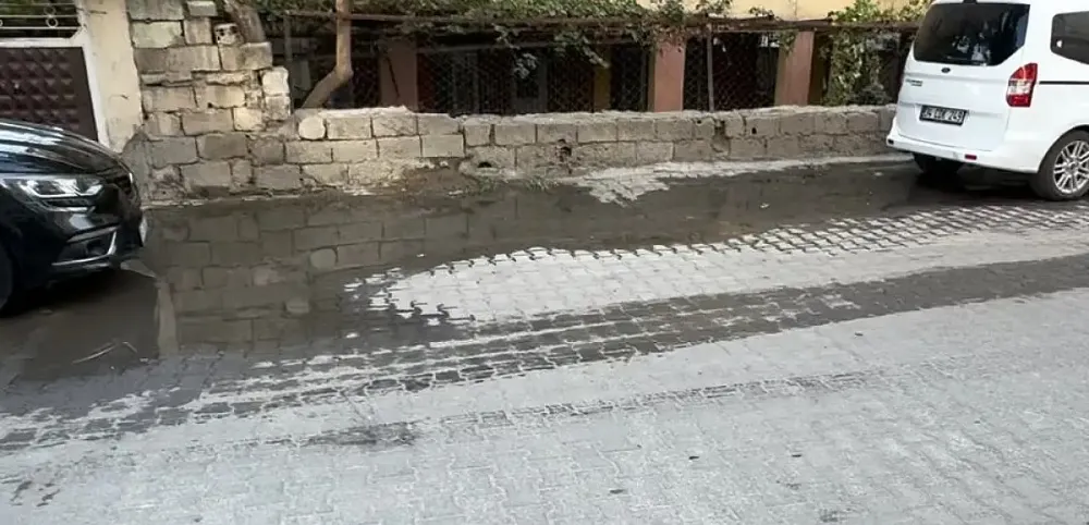 Siirt’te Rögar Mazgalından Akan Temiz Su Vatandaşların Tepkisini Çekti