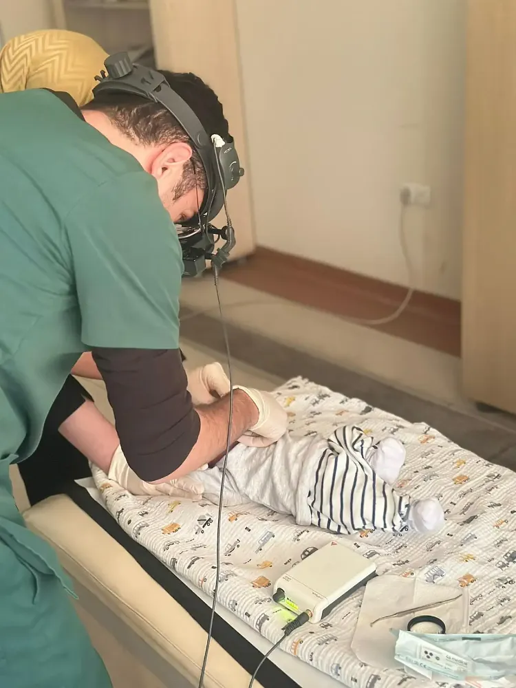 SİİRT’TE SAĞLIKTA YENİ DÖNEM: PREMATÜRE BEBEKLER İÇİN ROP MUAYENELERİ RESMEN BAŞLADI