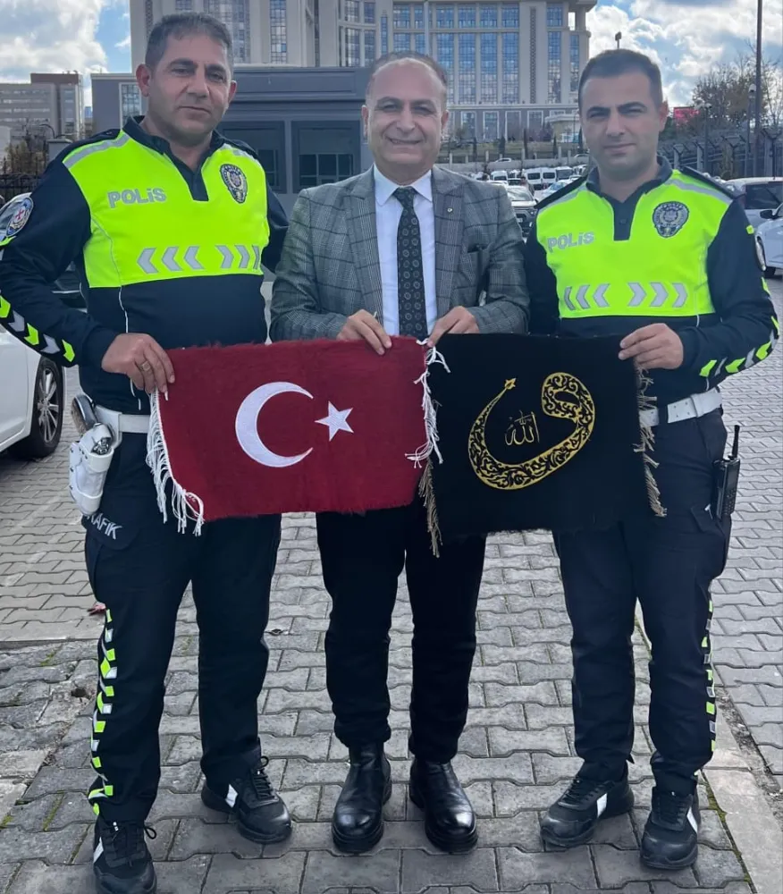 Başkent Ankara’da Başarılı Siirtlilere Anlamlı Ziyaret ve Hediye Takdimi