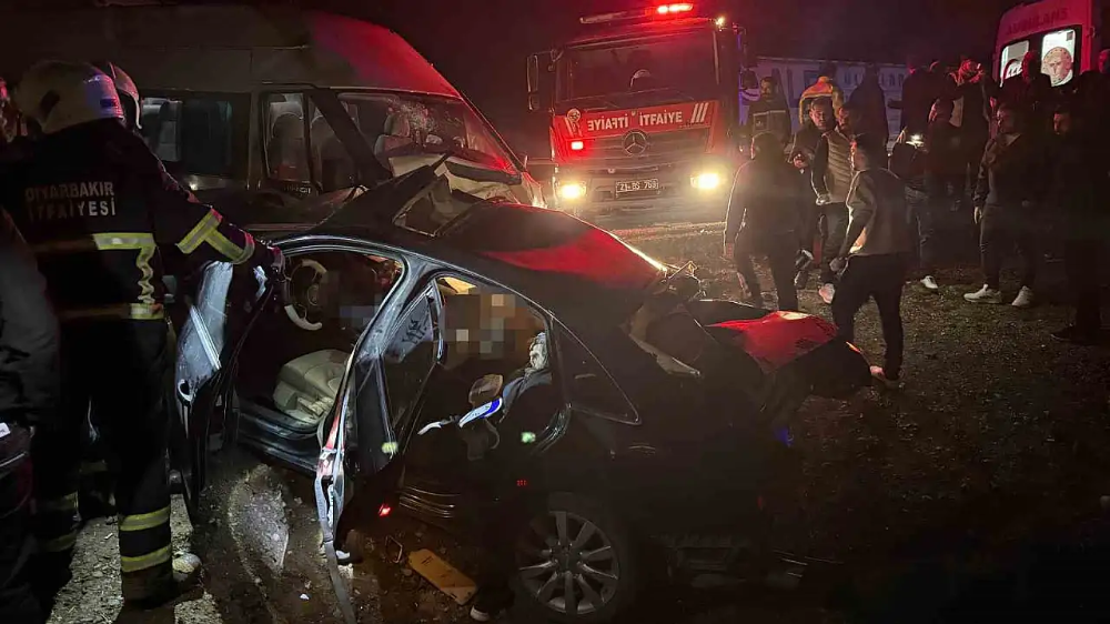 Diyarbakır-Batman Yolunda Dehşet Zinciri: 3 Ölü, 14 Yaralı!