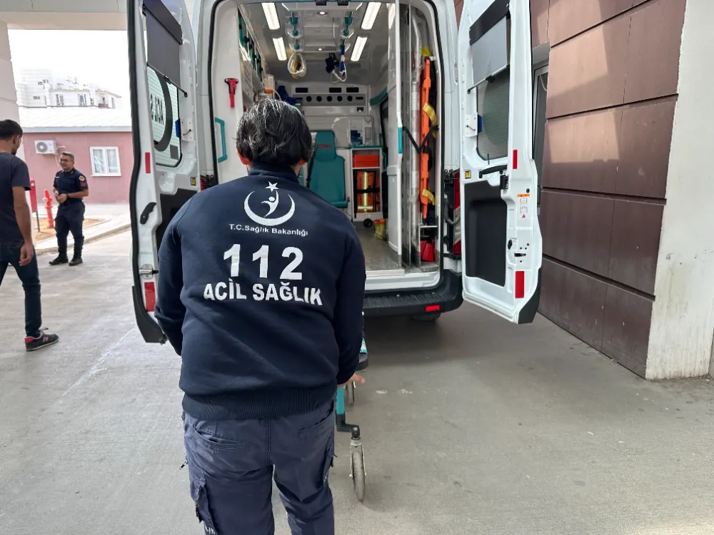 Kız çocuğu silahı temizlerken kazara kendini vurdu