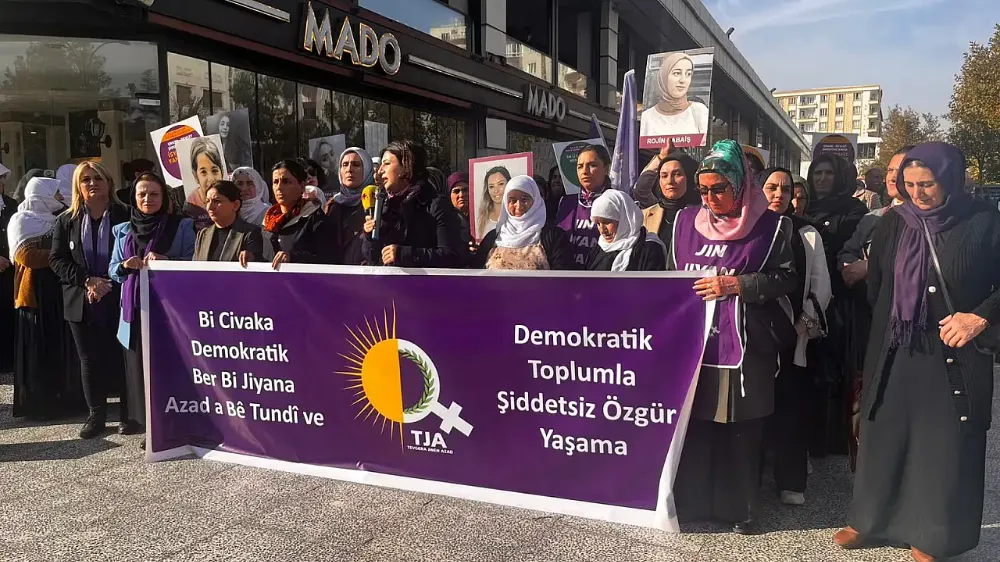 Siirt’te 25 Kasım’da Kadınların Güçlü Yürüyüşü: Şiddete Karşı Sessizliği Bozdular!