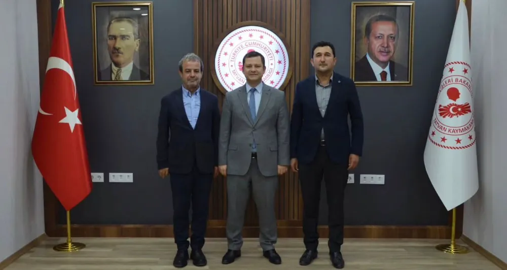 Tatvan Kaymakamı Yiğit Demirer’e Siirtli Cahit Sevgili’den Nezaket Ziyareti