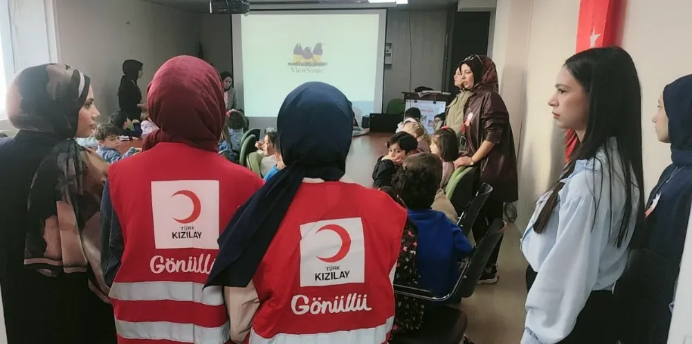 Kızılay Siirt İl Merkezi, Minik Öğrencileri Ağırladı