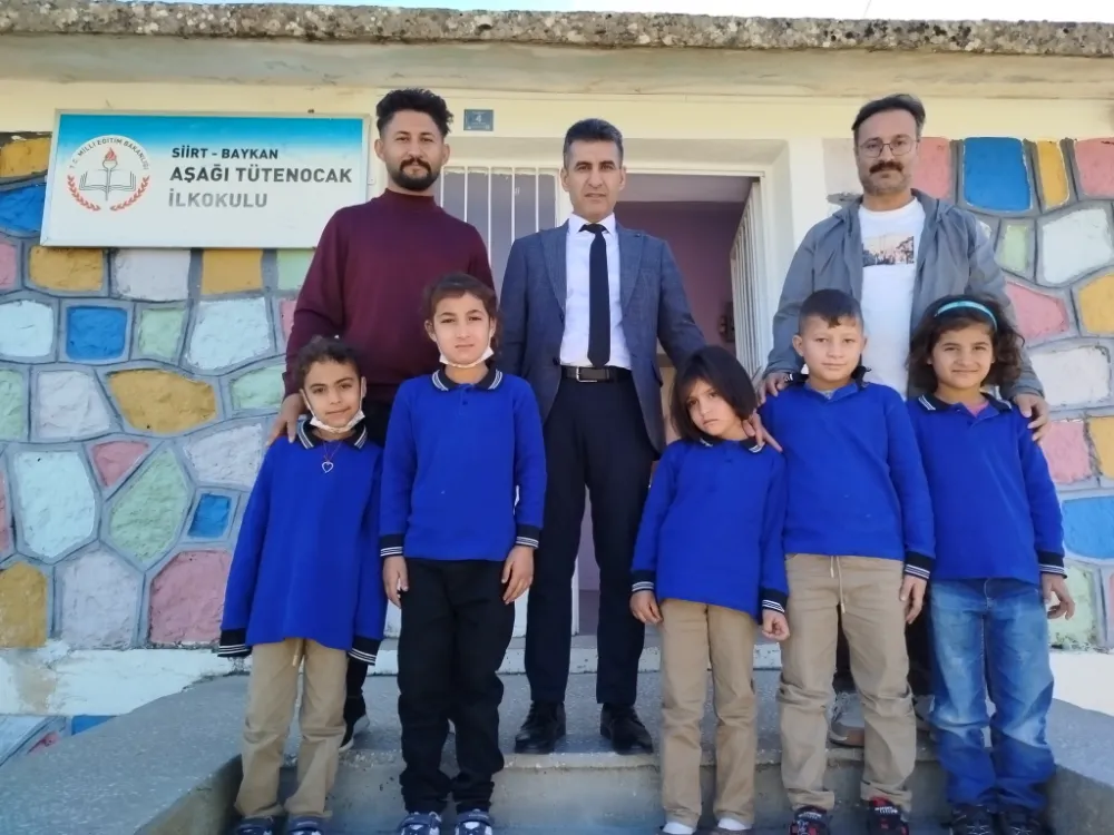 Baykan’da Eğitime Yakından Takip:  Milli Eğitim Müdürü  Gülmez’den Aşağı Tütenocak İlkokuluna Ziyaret