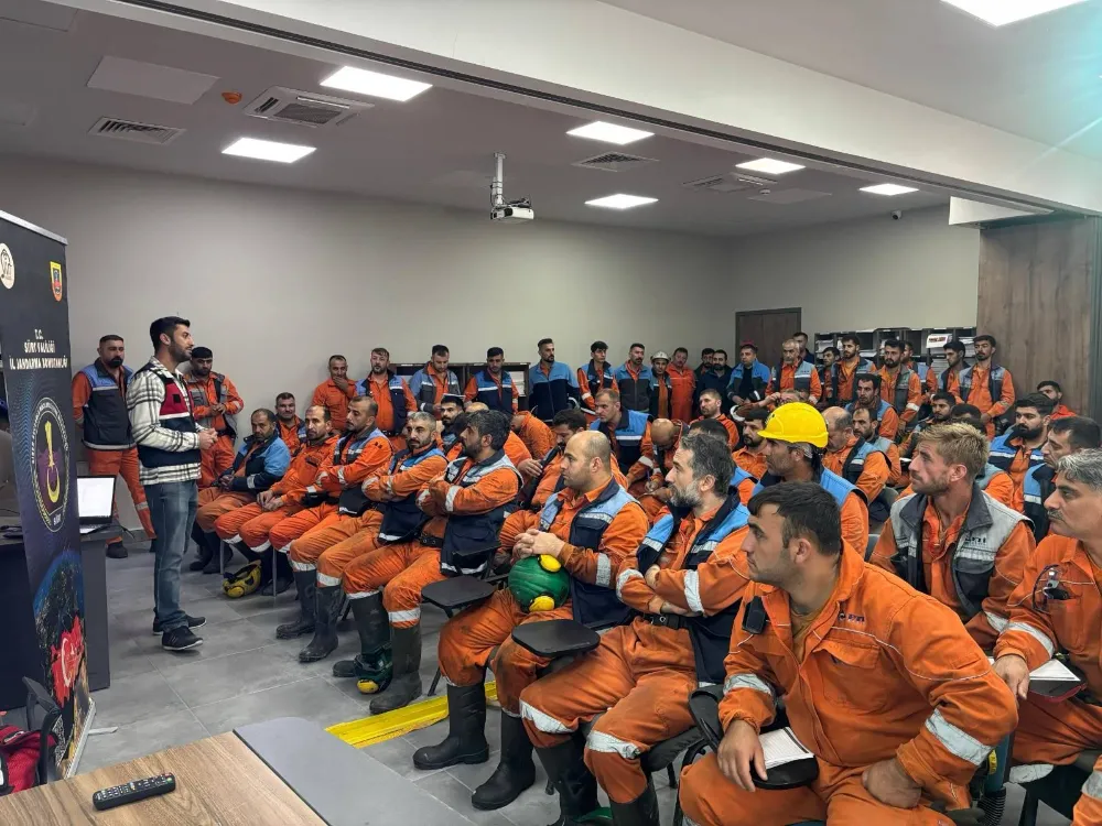 Siirt’te Siber Dolandırıcılıkla Etkin Mücadele: İlk 10 Ayda 32 Olay Aydınlatıldı