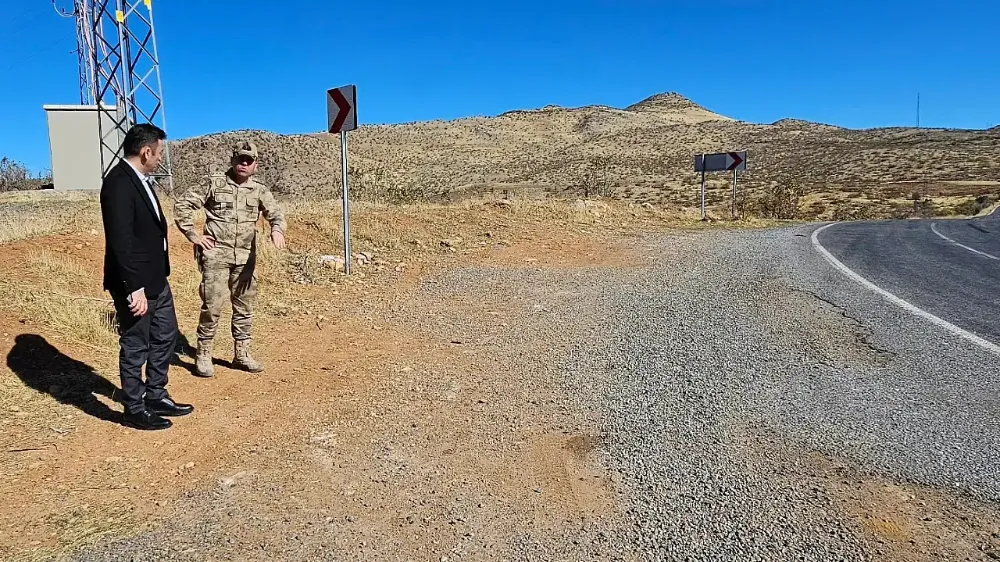 Pervari–Siirt Yoluna Modern Otobüs Durakları Geliyor: Vatandaşlara Konforlu ve Güvenli Bekleme Alanı!