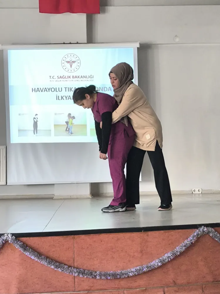 Siirt’te Engelsiz Yaşam Merkezi Personeline İlkyardım Farkındalık Eğitimi Verildi