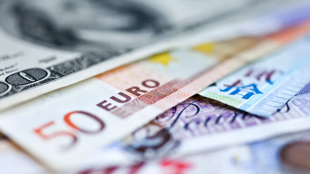 Siirt’te 3 Aralık 2025 Döviz Kurları: Dolar ve Euro Sabit Seyirde