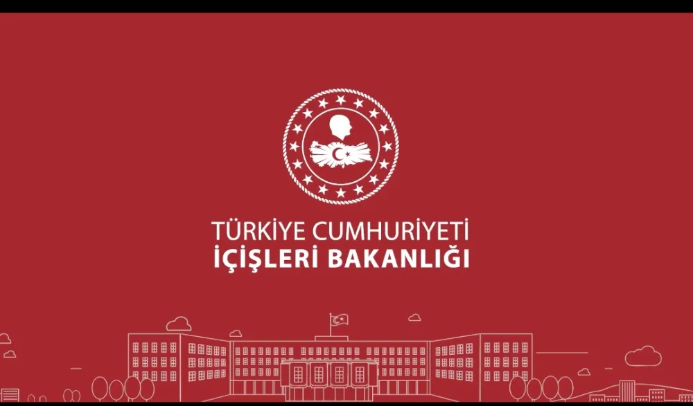 İÇİŞLERİ BAKANI YERLİKAYA’DAN NET MESAJ: “AMBULANSA YOL VERMEYENLERİN SÜRÜCÜ BELGESİ 30 GÜN ALINACAK”