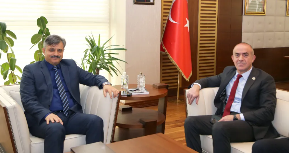 Siirt Gökçebağ Belediye Başkanı Çiçek’ten Siirt Üniversitesi’ne Ziyaret