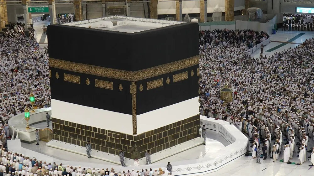 Kabe’ye Gideceklere Yeni Yasak: Hac 2026 Öncesi Fotoğraf ve Video Çekimi Durduruldu