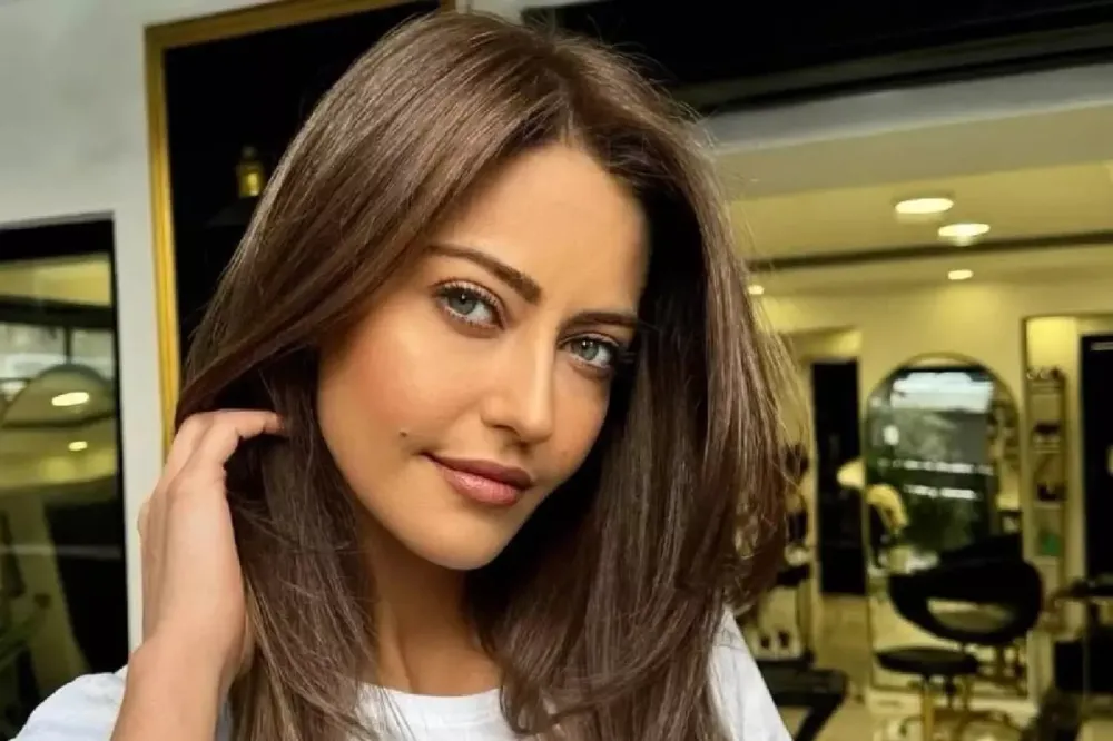 Ünlü oyuncu Tuğba Melis Türk’ten Umre paylaşımı: Başörtülü hali takipçilerinden tam not aldı