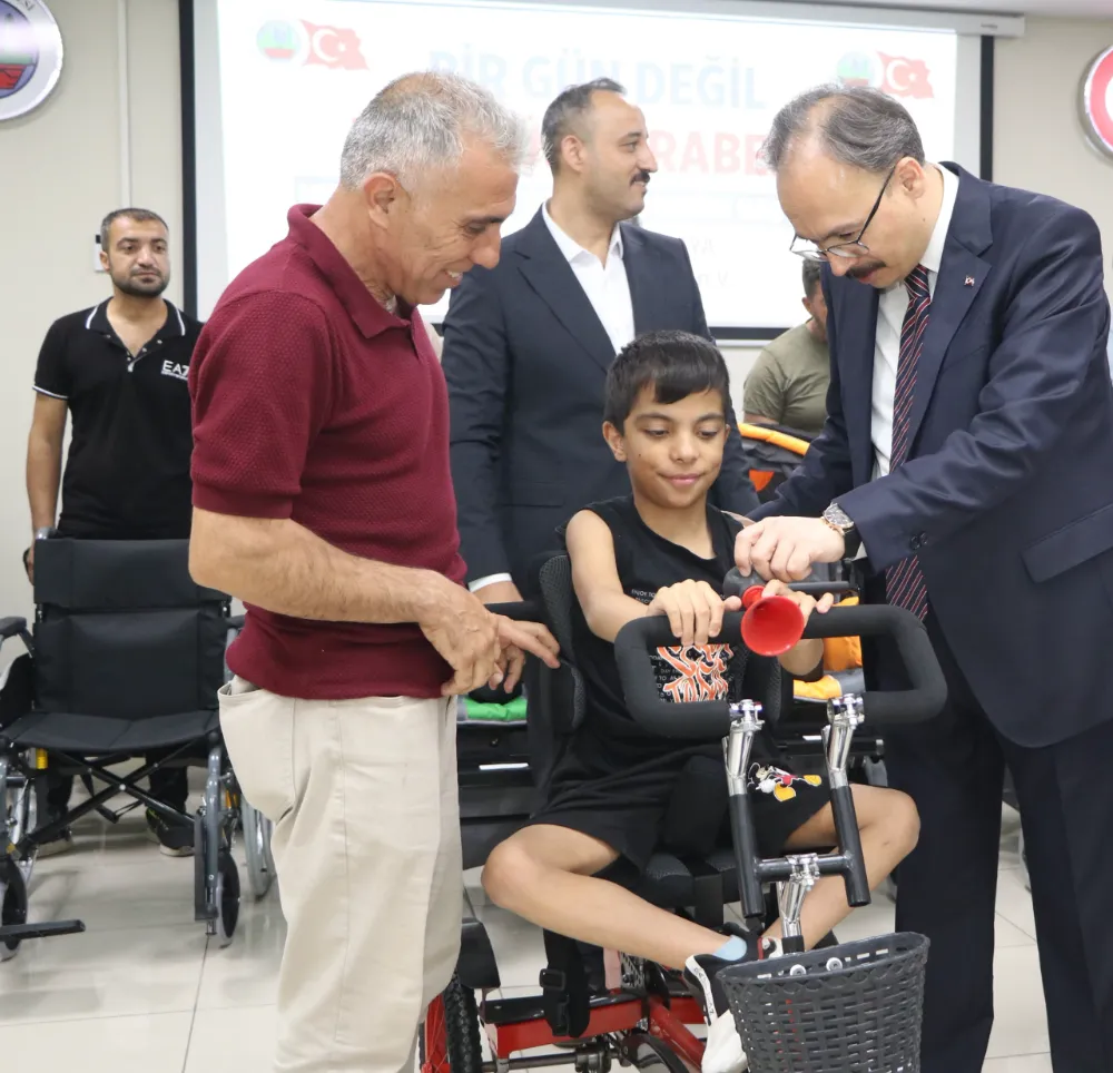 SİİRT BELEDİYESİNDEN ÖZEL BİREYLERE 27 MEDİKAL DESTEK ARACI TESLİM EDİLDİ