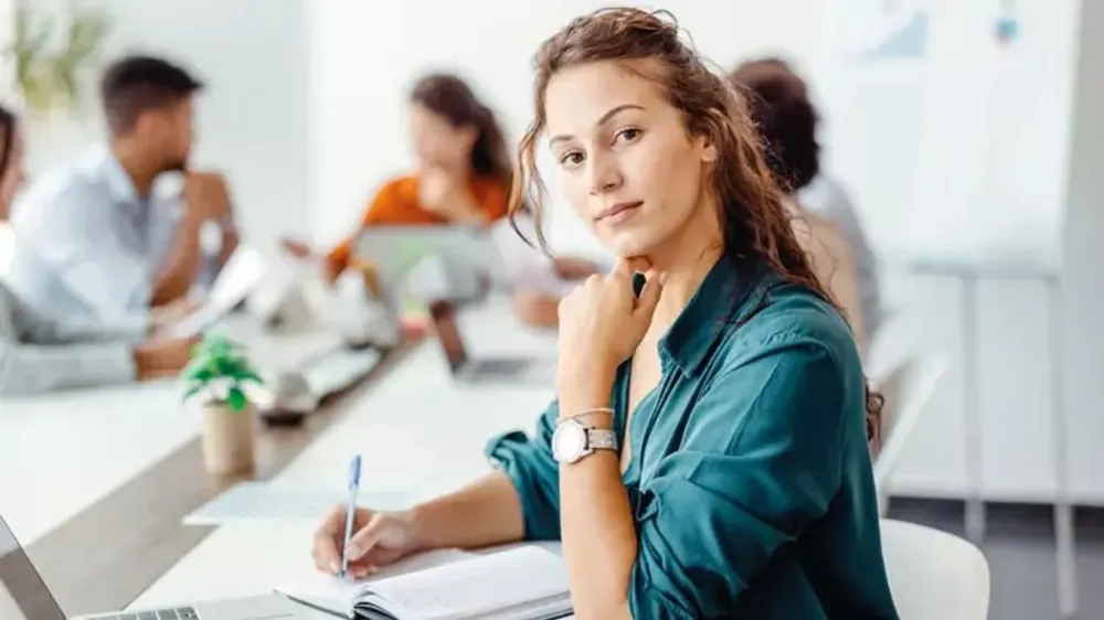 Haftada 4 Gün Mesai Türkiye’ye Geliyor! Pilot Uygulama 2026’da Başlıyor 