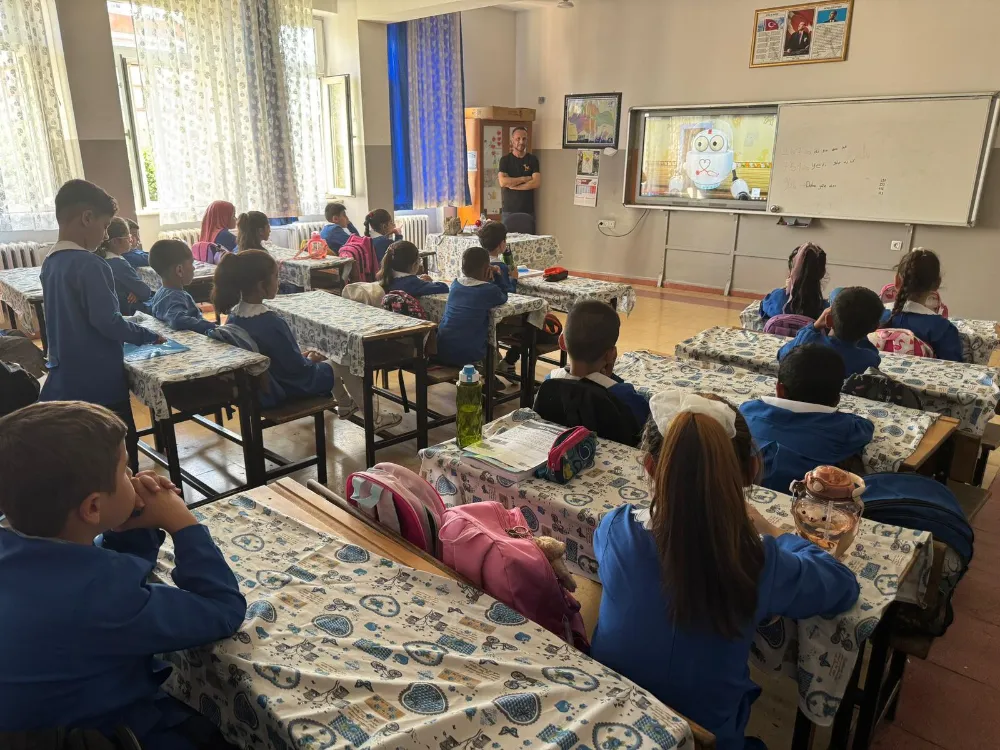 Siirt İnönü İlkokulu’nda Ağız ve Diş Sağlığı Eğitimi Düzenlendi
