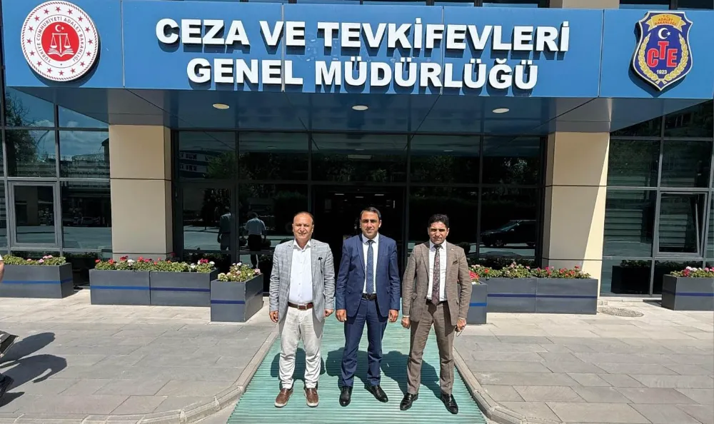 Siirtlilerin Başarı Hikâyesi: Uluışık Ailesinden İki Önemli İsim