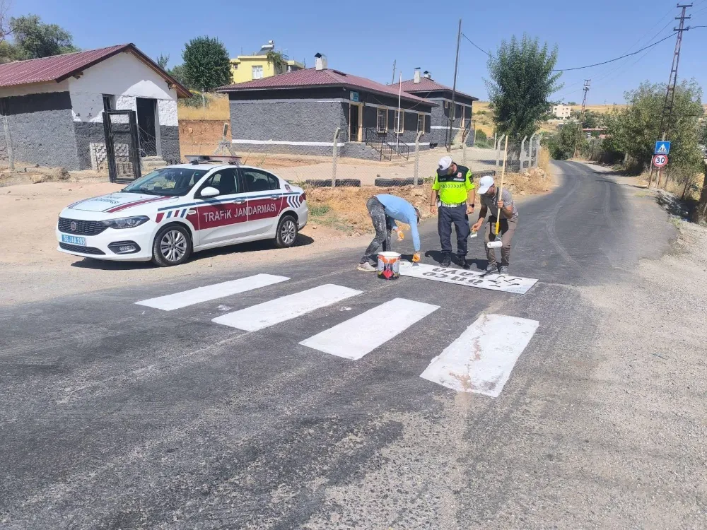 Siirt Kurtalan’da Çocuklarımız İçin Güvenli Yaya Geçitleri