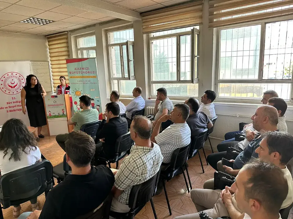 Siirt’te Denetimli Serbestlik Personeline Koruyucu Aile Eğitimi Semineri