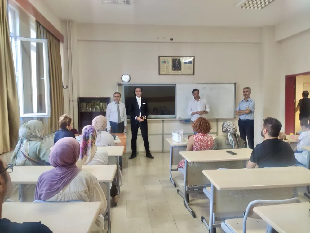 Siirt İl Milli Eğitim Müdürü Saz, Sene Başı Alan Zümre Toplantılarına Katıldı