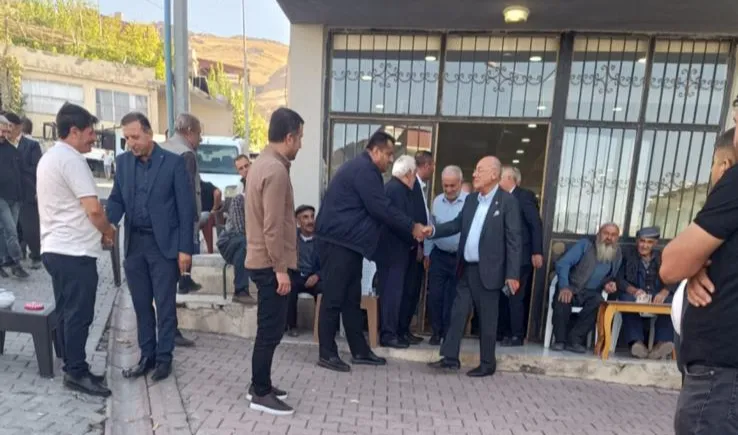 Pervari Kanaat Önderi Hacı Şevket Beytekin’in Taziyesi: Yılmaz Helvacıoğlu Katıldı