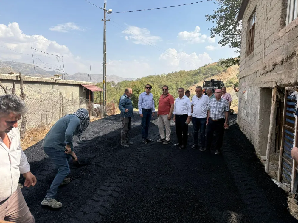 Baykan’da Köy Yollarına Konfor ve Güvenlik Katkısı
